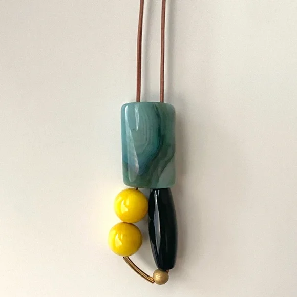 Natural Stone Geometric Pendant Necklace - Picture 4 of 6